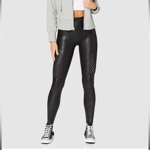Spanx Faux Leather leggings Petite